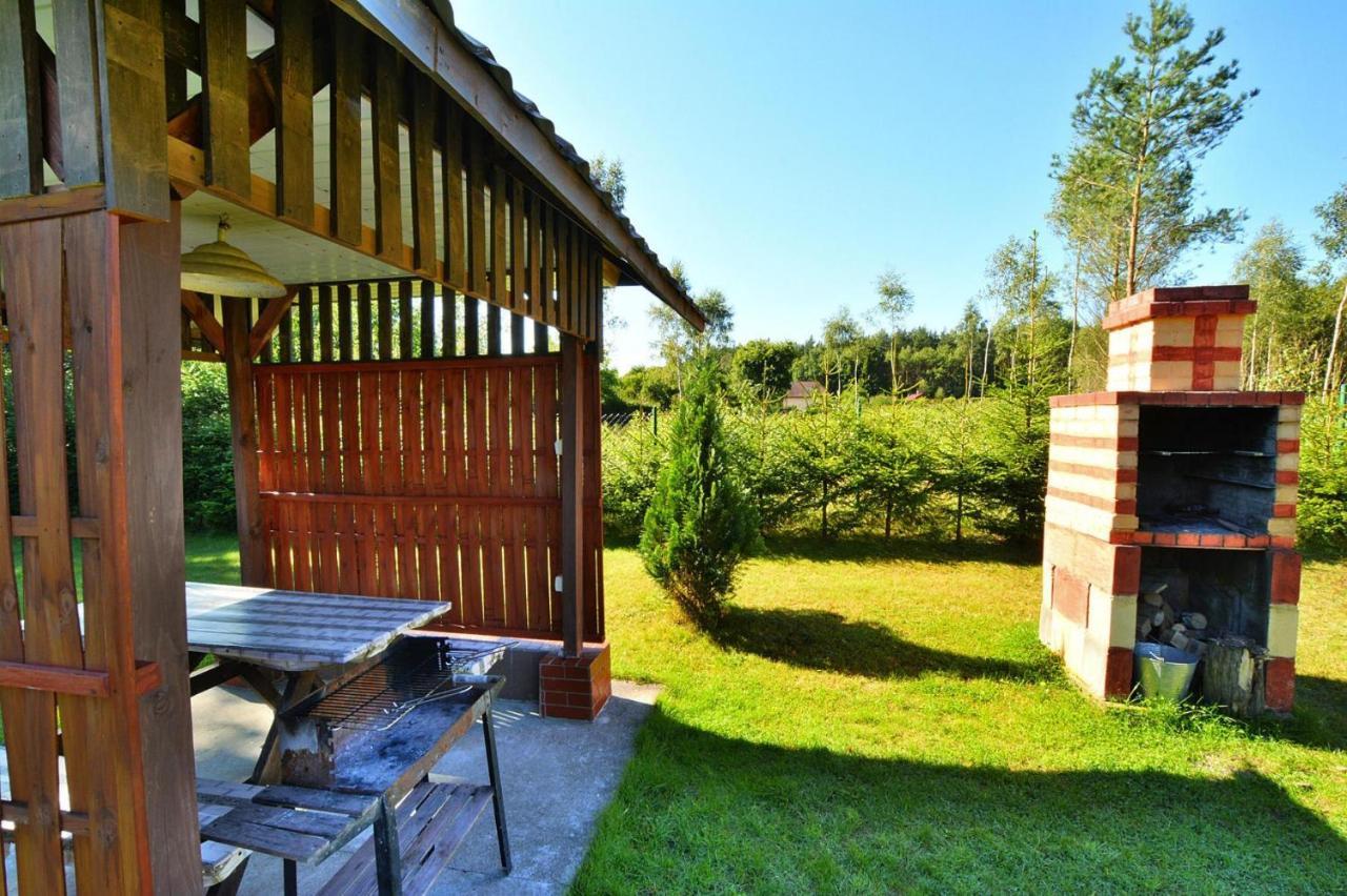 Holiday Home Close To The Lake Shore, Dabrowica Dabrowica  المظهر الخارجي الصورة