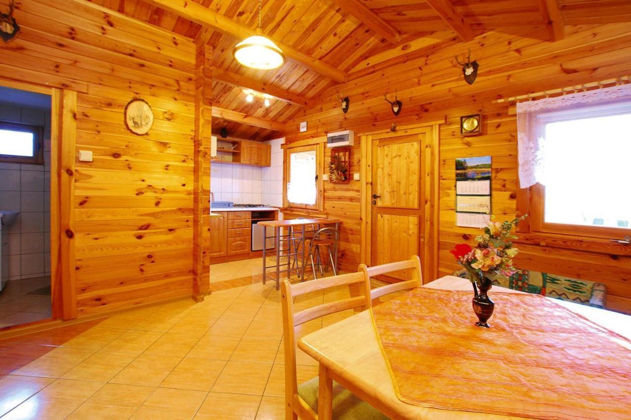 Holiday Home Close To The Lake Shore, Dabrowica Dabrowica  المظهر الخارجي الصورة