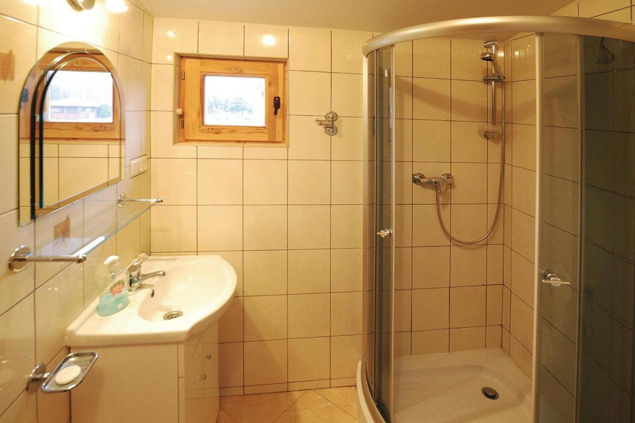 Holiday Home Close To The Lake Shore, Dabrowica Dabrowica  المظهر الخارجي الصورة
